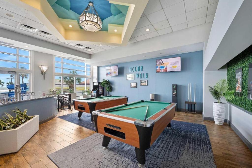 2 Bedroom Resort Condo Direct Oceanfront Wyndham Ocean Walk - Daytona Funland 2226 Daytona Beach Kültér fotó