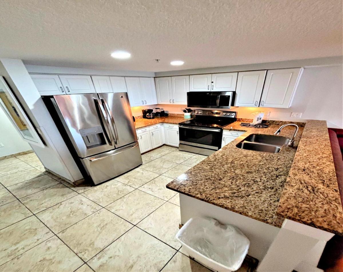 2 Bedroom Resort Condo Direct Oceanfront Wyndham Ocean Walk - Daytona Funland 2226 Daytona Beach Kültér fotó