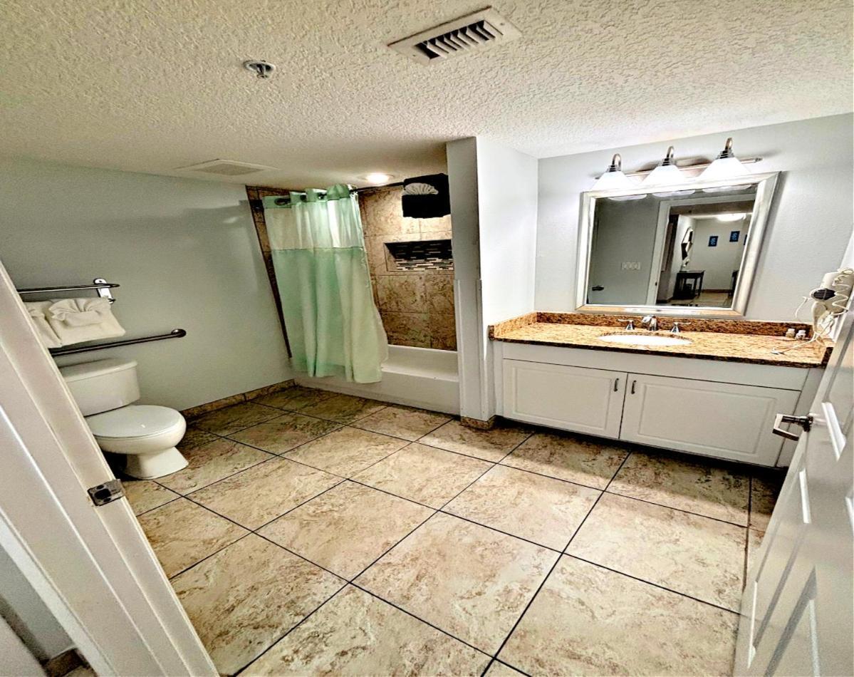 2 Bedroom Resort Condo Direct Oceanfront Wyndham Ocean Walk - Daytona Funland 2226 Daytona Beach Kültér fotó